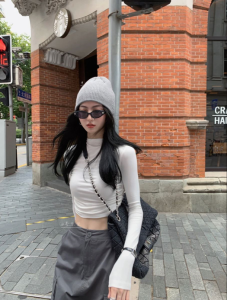 Ảnh gái đội mũ