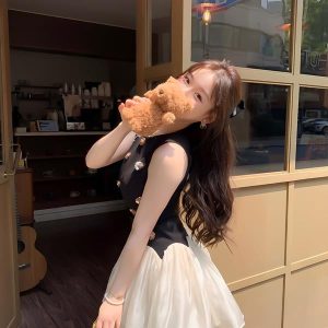 Avatar nữ che mặt
